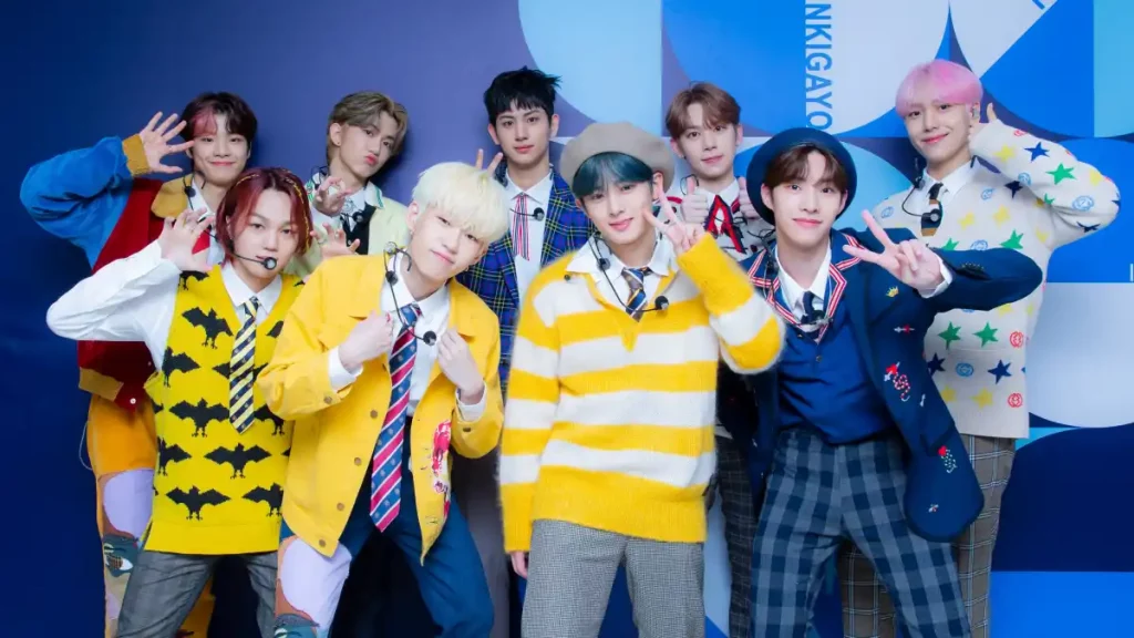 YOUNITE هي فرقة ذكور K-pop تتكون من تسعة أعضاء. إلى جانب ذلك ، تدير Brand New Entertainment الفرقة ، وظهرت لأول مرة في عام 2022.